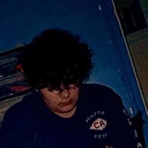 Meet your Posher, Ethan